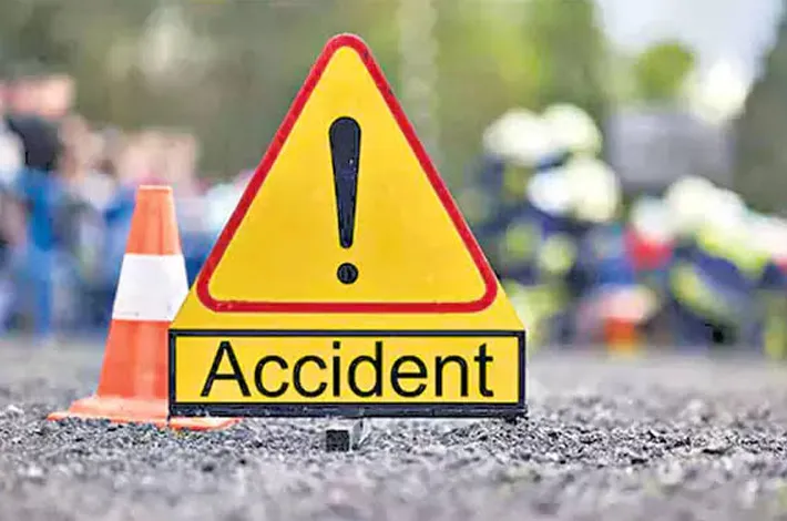 రైలు కిందపడి యువకుడికి తీవ్ర గాయాలు