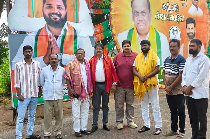 మద్దిశెట్టి సామేలు ప్రజాసేవలను అభినందించిన తురక నరసింహ