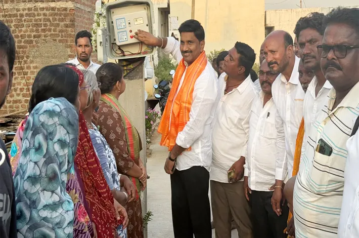 క్రిస్టియన్‌పల్లిలో నూతన బోర్ మోటార్ ప్రారంభం