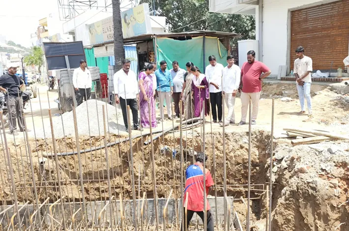 వినాయక నిమజ్జన ఏర్పాట్లు పరిశీలించిన మున్సిపల్ చైర్మన్ గుండ్లపల్లి వాణి భరత్ గౌడ్..