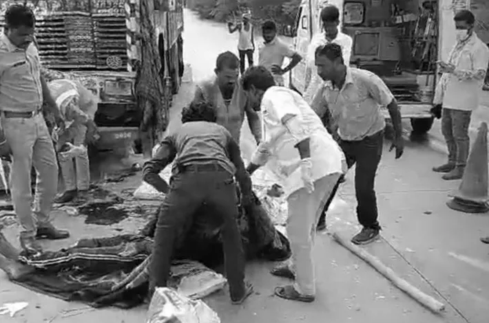రోడ్డు ప్రమాదంలో ఒకరు మృతి