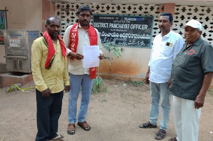 తెలంగాణ లో పండగ పూట  పంచాయతీ కార్మికుల పస్తులు
