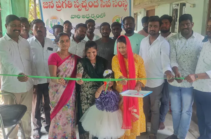 కుట్టు మిషన్ శిక్షణతో మహిళలకు స్వయం ఉపాధి