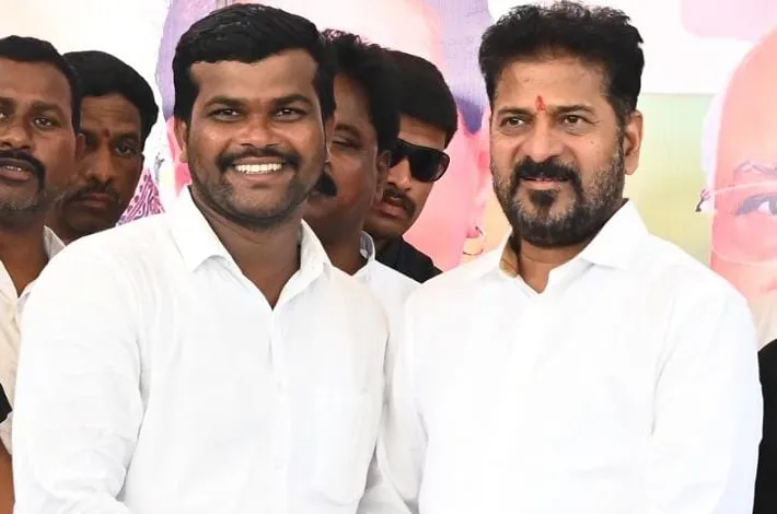 సీఎం రేవంత్ రెడ్డిని మర్యాదపూర్వకంగా కలిసిన జంగం రవి