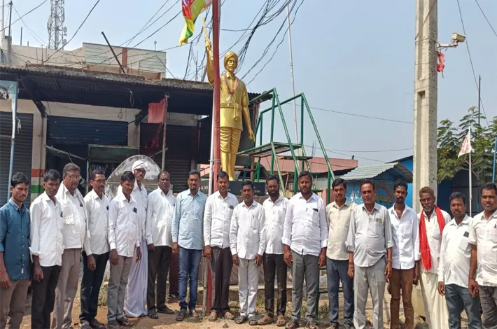 కొమరం భీమ్ వర్ధంతిని విజయవంతం చేద్దాం