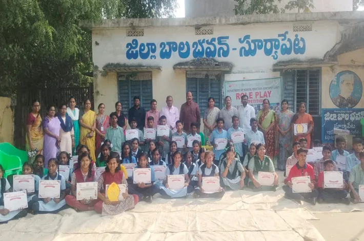 జిల్లా స్థాయి రోల్‌ప్లే పోటీల్లో ఇమాంపేట పాఠశాలకు ప్రథమ బహుమతి