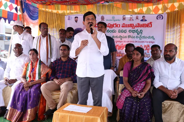 ఏదులాపురాన్ని ఆదర్శ మున్సిపాలిటీగా తీర్చిదిద్దుతాం