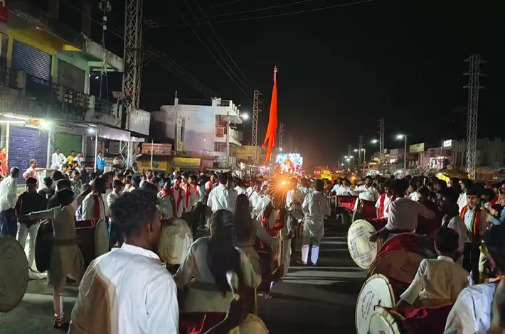 వైభవంగా దుర్గామాత ఆగమనం