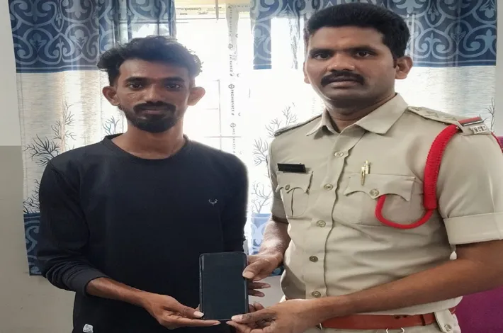 టెక్నాలజీతో పోయిన ఫోన్‌ ట్రేస్‌