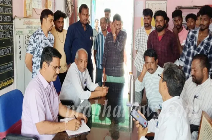 క్రీడాల పేరుతో కీచక ఉపాధ్యాయుడు