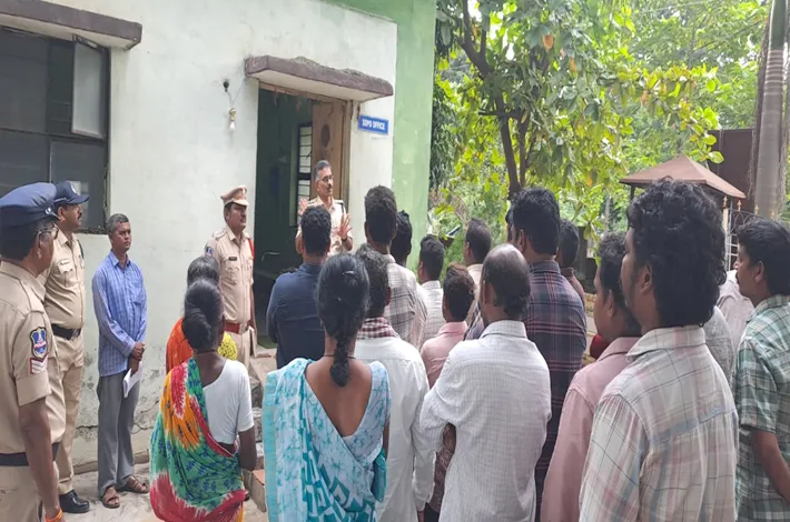 రౌడీషీటర్లు, అనుమానితులకు డీఎస్పీ కౌన్సిలింగ్
