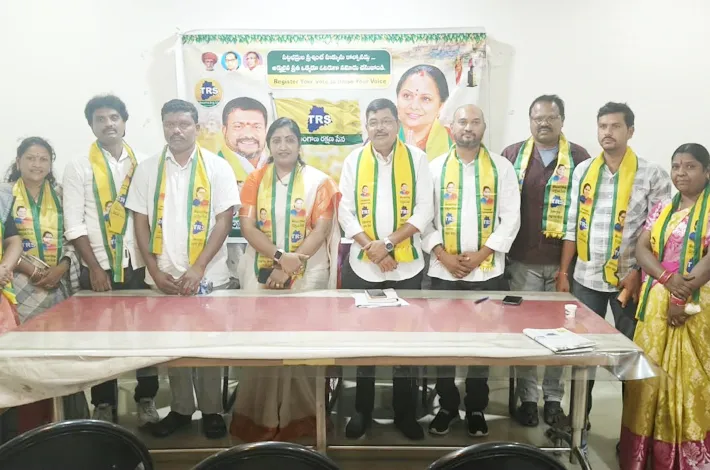 పట్టభద్రుల ఓటుతోనే ప్రజాస్వామ్య పరిరక్షణ సాధ్యం 