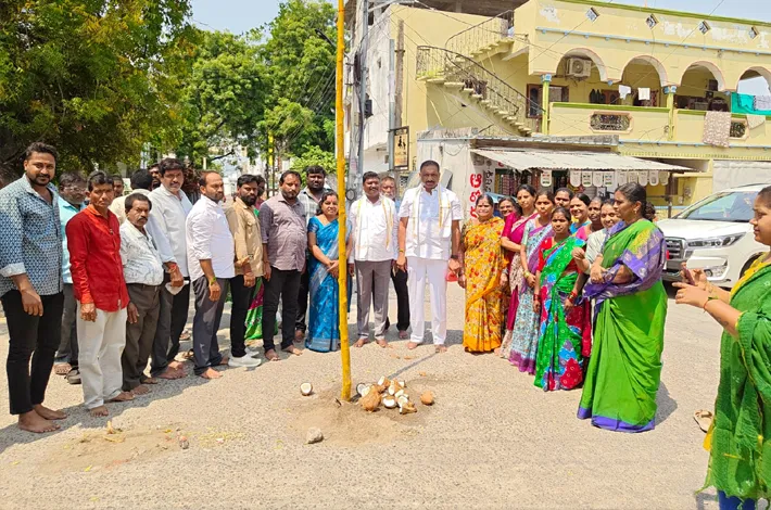 గణేష్ యూత్ ఆధ్వర్యంలో  దుర్గామాత మండప కర్ర పూజ
