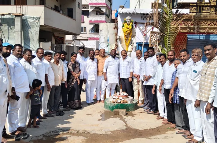 మహాత్మగాంధీ ఆశయ సాధనకు కృషి చేద్దాం