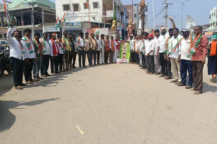 పాఠశాల మంజూరు చేయించిన ఖానాపూర్ ఎమ్మెల్యే