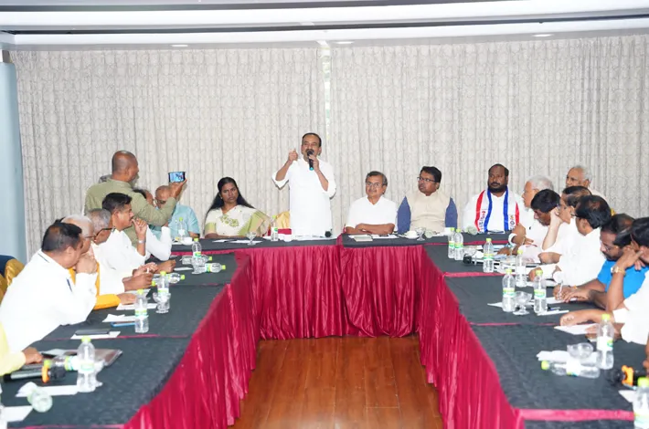 పాలకులకు వ్యక్తిగత కక్షలుండకూడదు