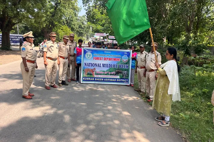 వన్యప్రాణుల సంరక్షణ బాధ్యతగా తీసుకోవాలి
