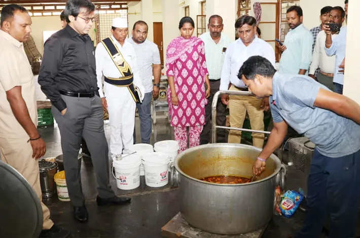 విద్యార్థులకు నాణ్యమైన విద్య, మెరుగైన వసతులు కల్పించాలి..