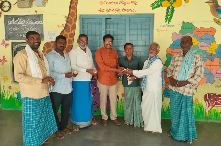 భజన బృందానికి భజన 