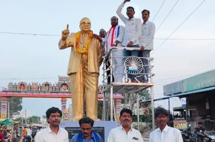 బీసీ హక్కుల సాధనకై పార్లమెంటు ముట్టడి: బీసీ జాతీయ అధ్యక్షుడు శ్రీనివాస్ గౌడ్