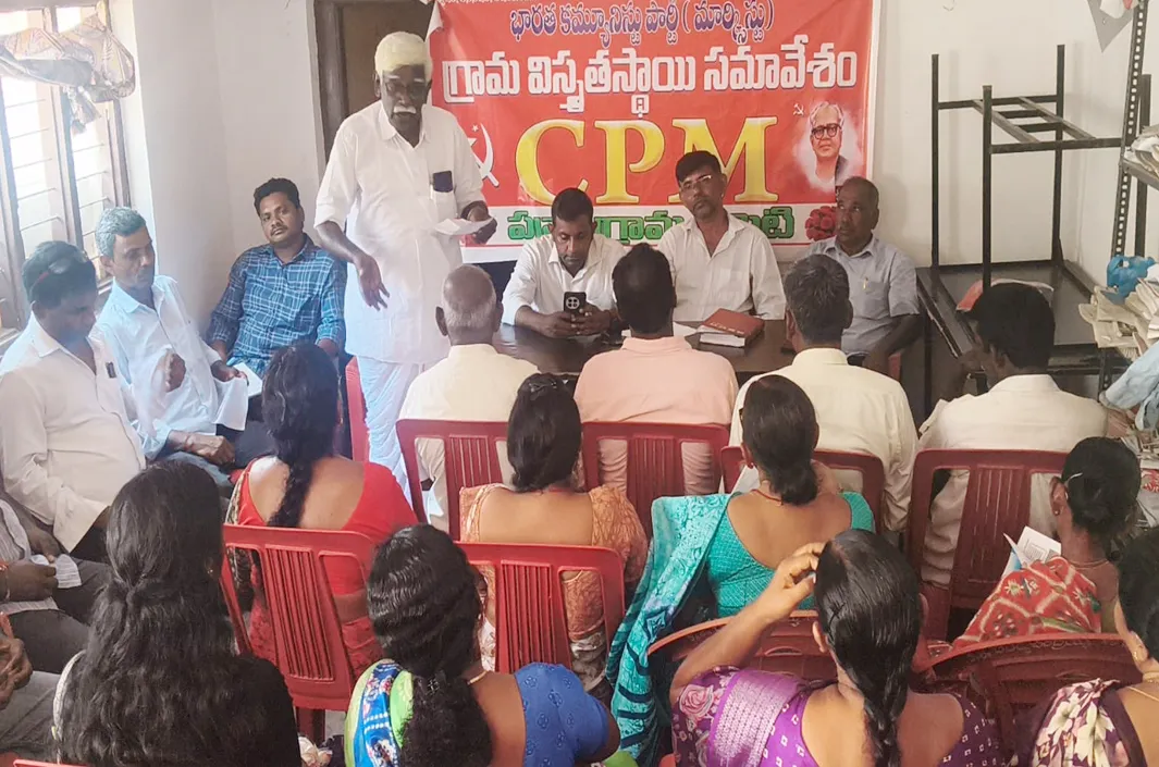 అమరవీరుల స్ఫూర్తితో ఉద్యమించాలి