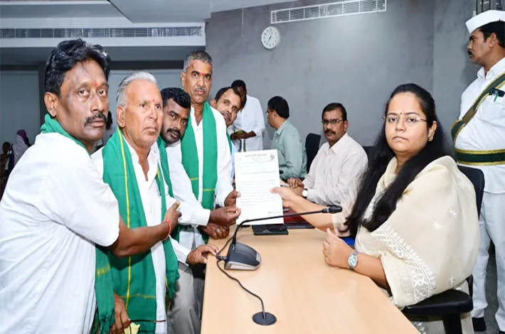 రైతు భీమాను వెంటనే అమలు చేయాలి