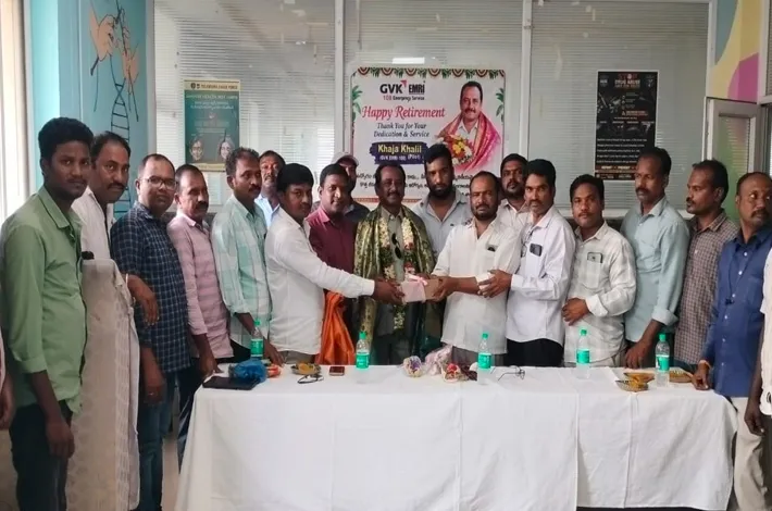 ఘనంగా 108 ఉద్యోగి పదవీ విరమణ సన్మాన కార్యక్రమం