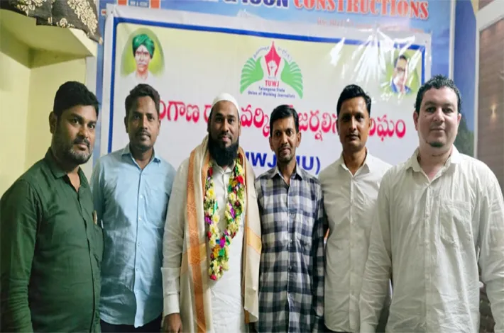జర్నలిస్టుల హక్కుల పోరాటంలో వెనకడుగు వేయం