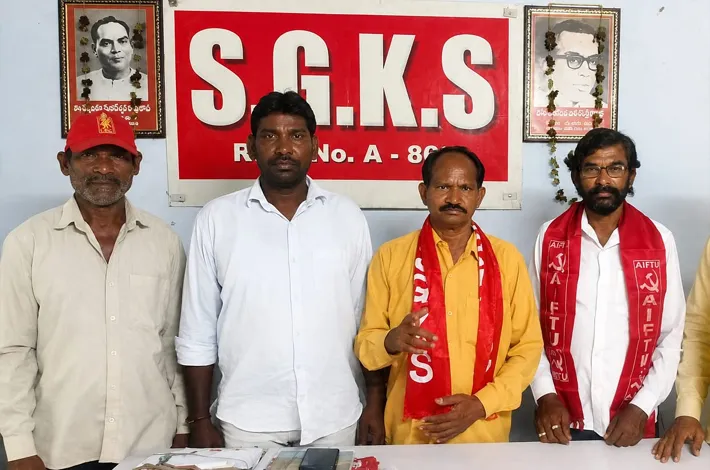 పీఎల్ ఆర్ రూ. లక్ష 50వేలు ఇవ్వాలి