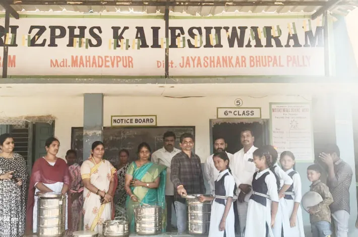 కాళేశ్వరం ప్రభుత్వ పాఠశాలలో అల్పాహార పథకం ప్రారంభం