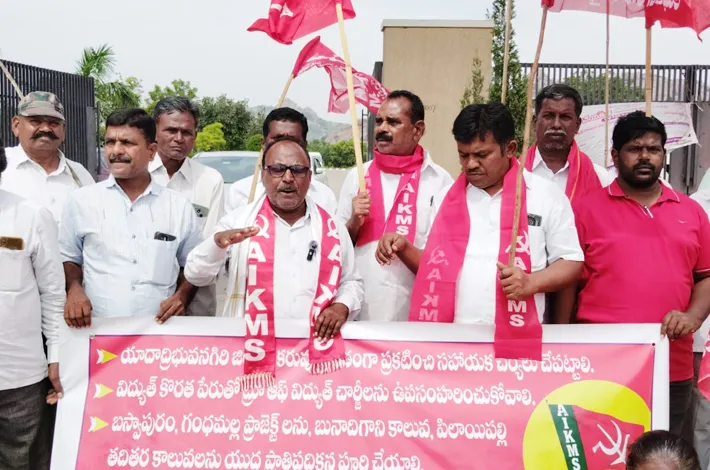 యాదాద్రి జిల్లాను కరువు ప్రాంతంగా ప్రకటించాలి