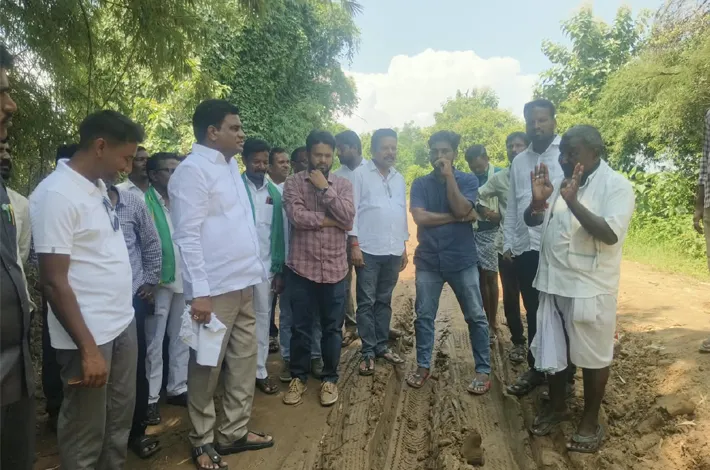 చీలపల్లి ప్రజల సమస్యలు పరిష్కరిస్తాం