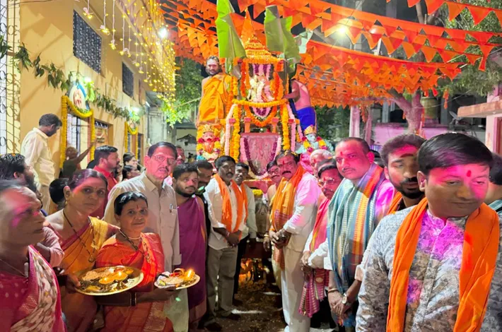 అంగరంగ వైభవంగా శ్రీ వెంకటేశ్వర స్వామి రథోత్సవం