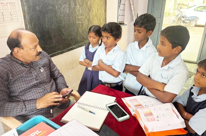 మోతె మండలంలో డీఈఓ ఆకస్మిక తనిఖీ..