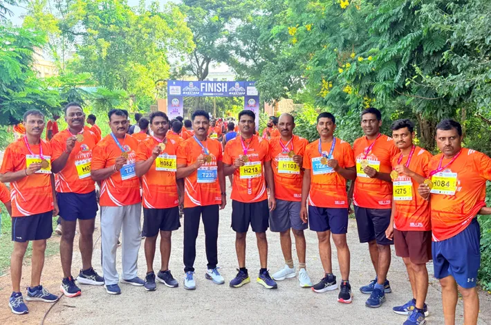హాఫ్ మారథాన్‌లో సత్తా చాటిన సుల్తానాబాద్ పోలీసులు