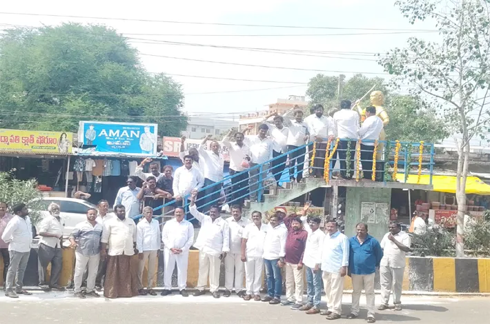 కోదాడలో ఘనంగా చాకలి ఐలమ్మ 131వ జయంతి వేడుకలు