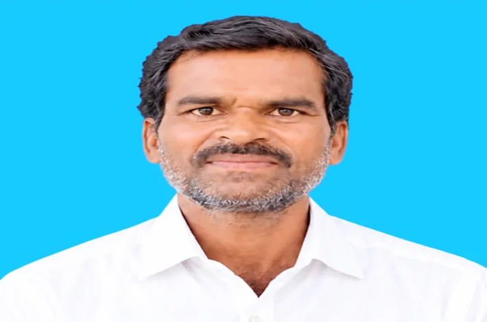 రోడ్డు విస్తరణపై డీఎస్పీ గళం