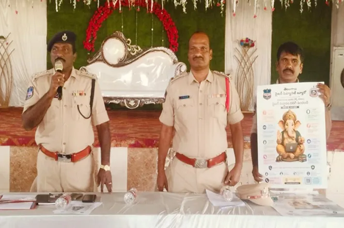 గణేష్ ఉత్సవాలు శాంతియుతంగా జరుపుకోవాలి