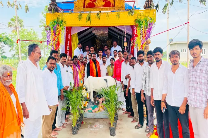 పిట్టంపల్లిలో ఘనంగా వినాయక చవితి వేడుకలు