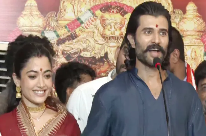 అమ్మవారిని దర్శించుకున్న విజయ్, రష్మిక
