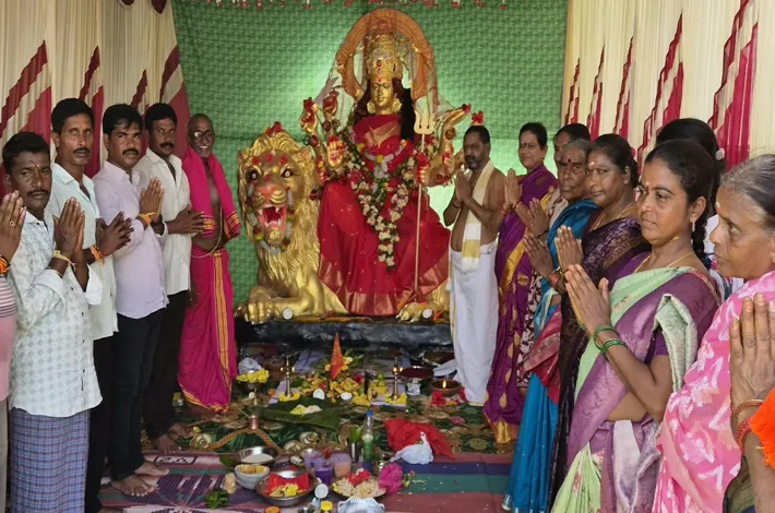 అమ్మ దీవెన ఉంటే.. ప్రతి అడుగులో శుభమే