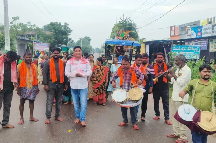 డీజే శబ్దాలు వద్దు.. సాంస్కృతిక వాయిద్యాలే ముద్దు