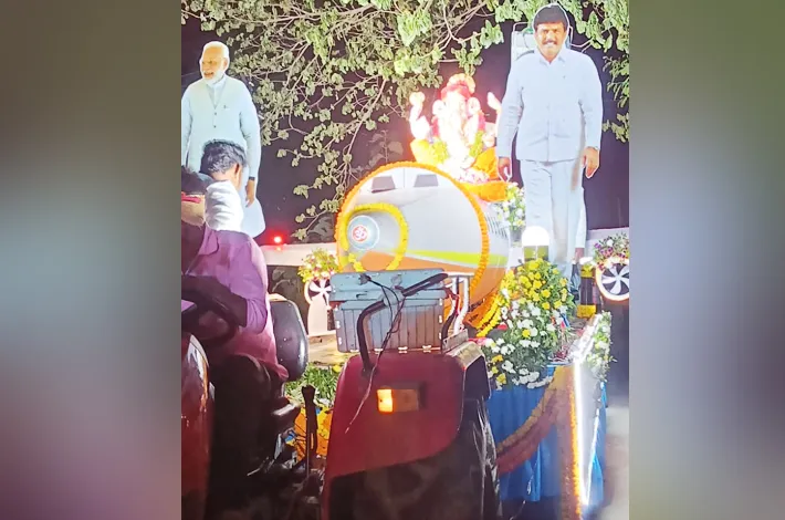 గాలి మోటర్ లో గణనాధుని నిమజ్జనం..