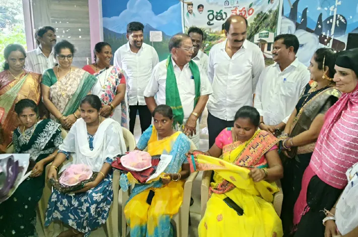 డాక్టర్ నాగేశ్వరరావు సేవలు చిరస్మరణీయం