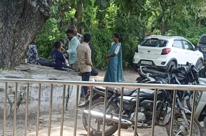ల్యాబ్‌ ఉన్నా.. బయట పరీక్షలేనా?