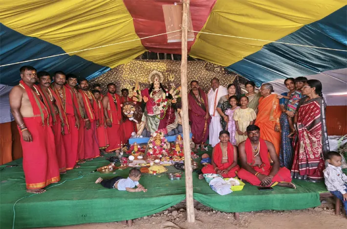 బాలా త్రిపుర సుందరి దేవిగా అమ్మవారి దర్శనం