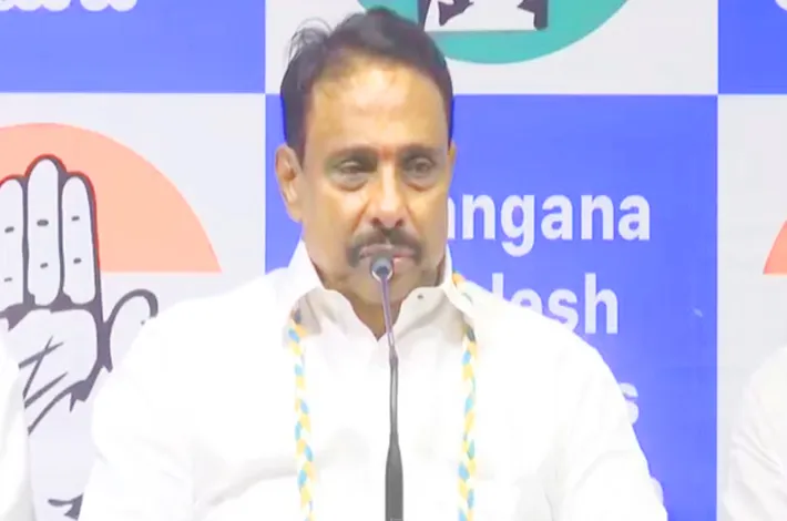 హైకోర్టులో ఎమ్మెల్యే దానంకు ఎదురుదెబ్బ