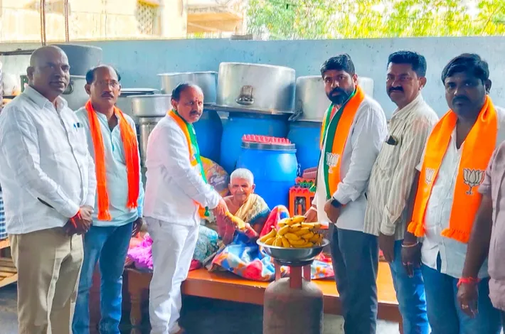 బీజేపీ ఓబీసీ మోర్చా ఆధ్వర్యంలో పలు కార్యక్రమాల నిర్వహణ