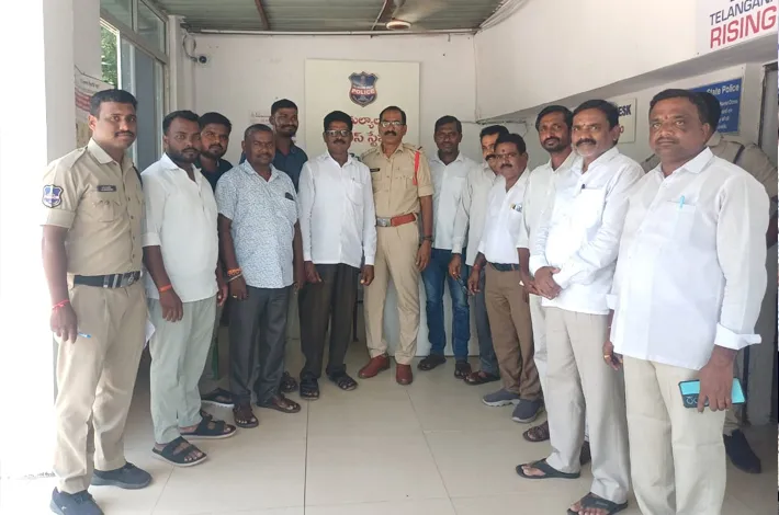 మల్యాల మండలంలో బీఆర్ఎస్ నాయకుల ముందస్తు అరెస్టులు
