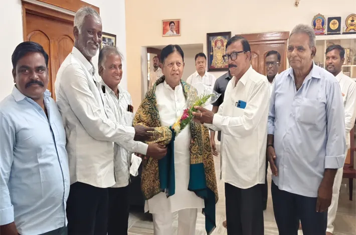 సొసైటీ చైర్మన్ లుగా ఐదుగురు నియామకం